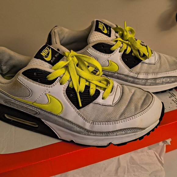 2021 NIKE Air Max 90 Reflective Logo White/ Volt/Platinum 2021 Men's Size US 12 - Picture 4 of 10